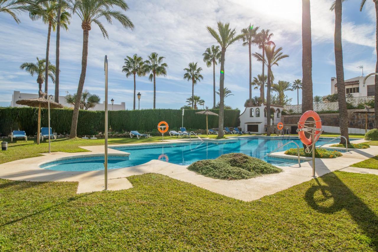 2261-Superb Apt On The Beach, On Duquesa Harbour Manilva Eksteriør bilde