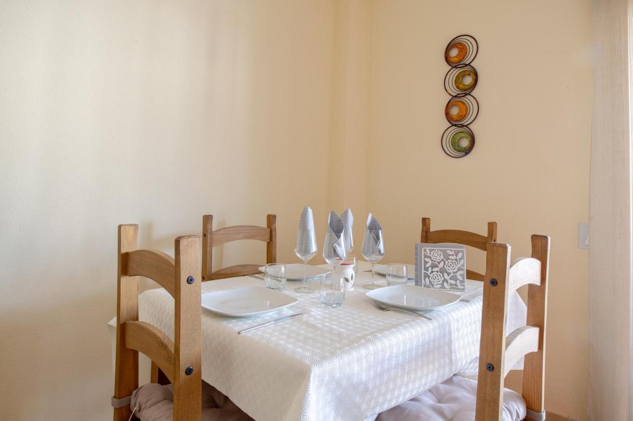 2261-Superb Apt On The Beach, On Duquesa Harbour Manilva Eksteriør bilde