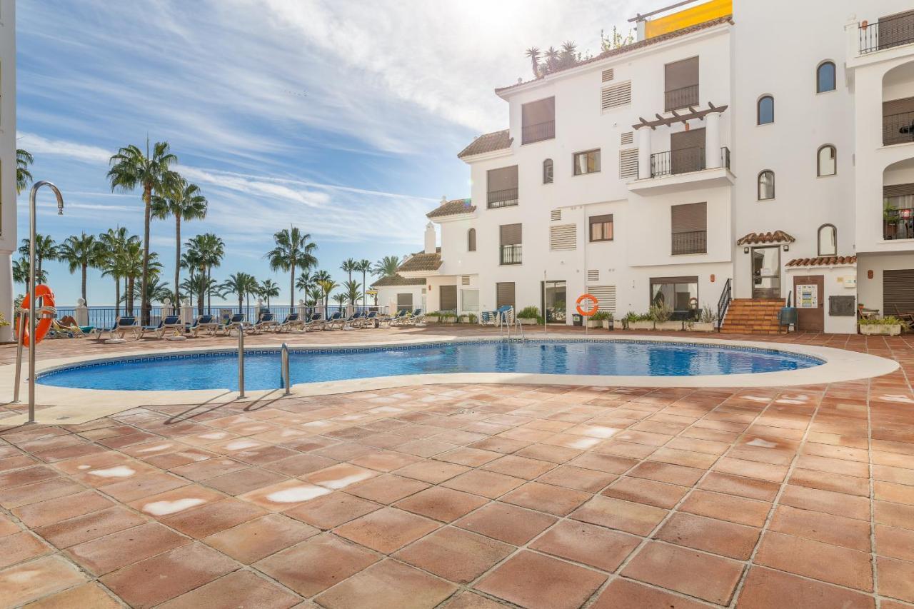 2261-Superb Apt On The Beach, On Duquesa Harbour Manilva Eksteriør bilde
