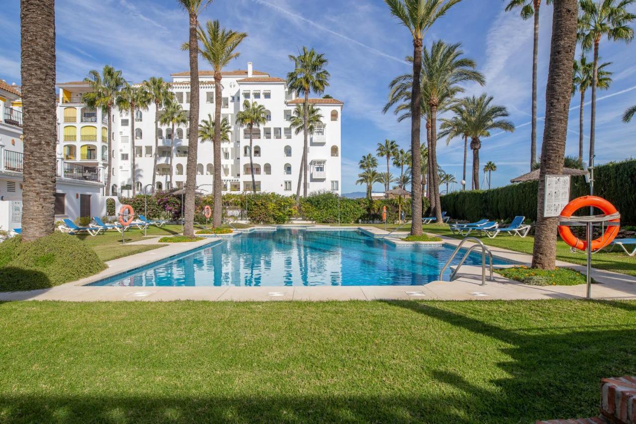 2261-Superb Apt On The Beach, On Duquesa Harbour Manilva Eksteriør bilde